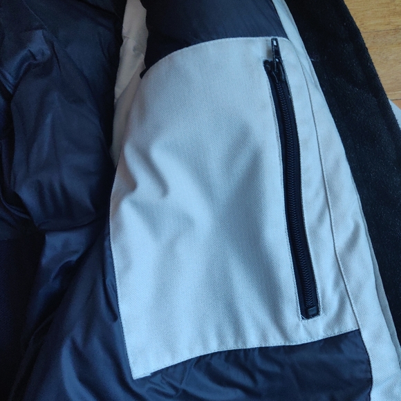 Nobis parka - Picture 4 of 6